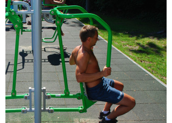 Seated press + Butterfly - outdoor gym | Starmax