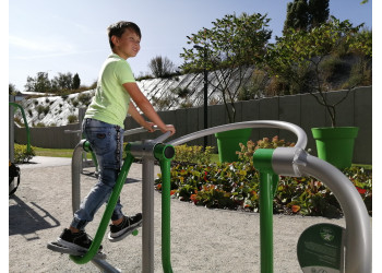 Double Runner - outdoor gym for children EN16630
