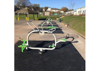Double Runner - outdoor gym for children EN16630