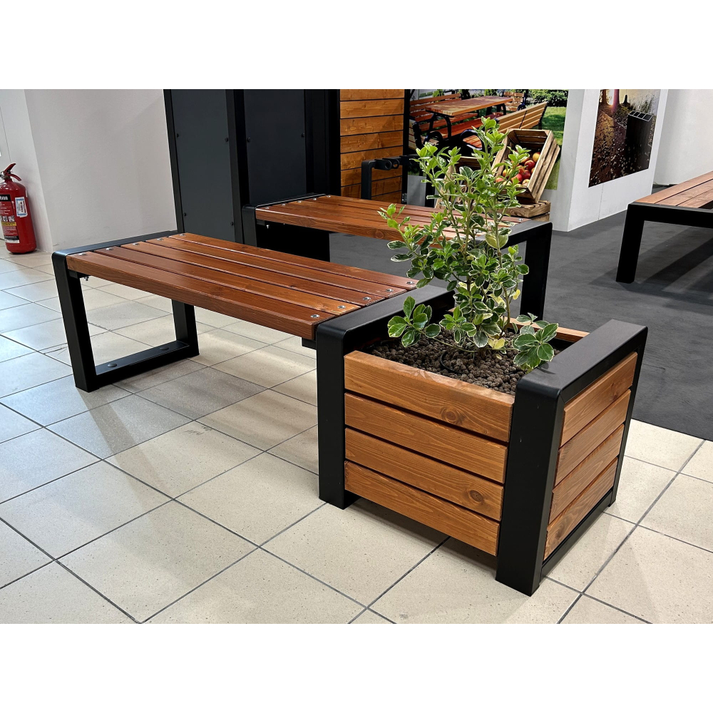 L-10 garden bench Grande with planter