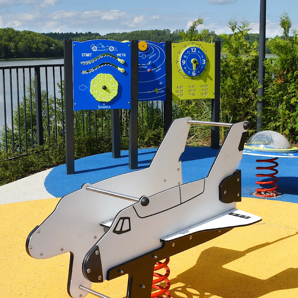 Panel edukacyjny P3820 Tablica kredowa ♿ na plac zabaw - producent